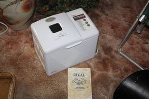 lot 570 image: Regal Breadmaker