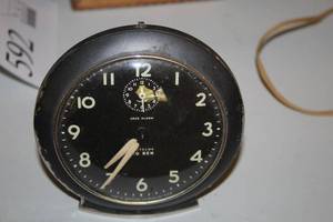 lot 594 image: Westclox Big Ben 5 Table Alarm Clock