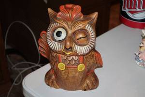 lot 891 image: Owl theme Ceramic Cookie Jar