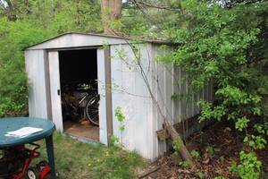 lot 921 image: Arrow Outdoor Storage Building 697.68109-A