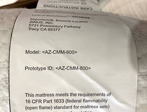 lot 59 image: Zinus 8 in. Cloud Memory Foam Pressure Relieving Full Size Mattress Bed in a Box