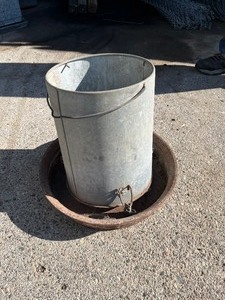 lot 44 image: Hanging Chicken feeder