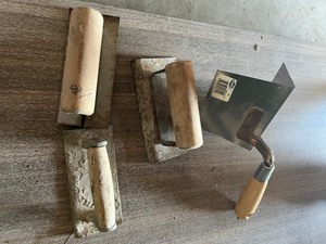 lot 28 image: Concrete Tools
