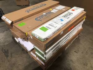 lot 17 image: Pallet of Mixed Cap a Tread   Customer Returns See Pictures