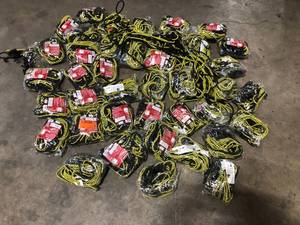 lot 32 image: Lot of Husky Adjustable Cargo Net with Hooks  Customer Returns See Pictures