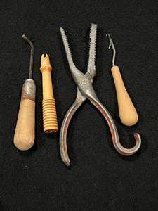 lot 72 image: Box of Assorted Vintage Leather Making Tools