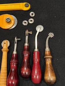 lot 71 image: Vintage Leather Making Space Makers