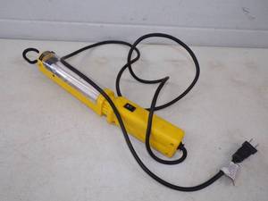 lot 9 image: Work Light