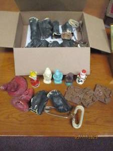 lot 14 image: Vintage Disney figures given to kid...