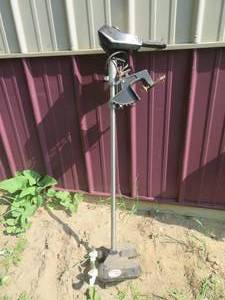 lot 51 image: VINTAGE ELECTRA PAL TROLLING MOTOR