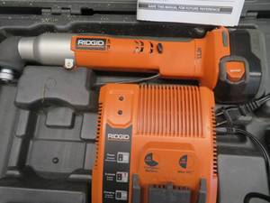 lot 54 image: RIDGID 12 V IMPACT DRIVER
