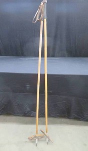 lot 73 image: ANTIQUE BAMBOO SKI POLES
