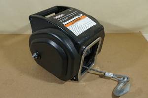 lot 6 image: Ironton 5000 Lb 12 Volt Electric Marine Winch