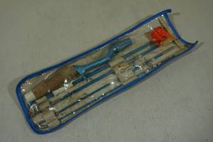 lot 39 image: Walker International 5 6 Fiberglass Spincast Pack Rod
