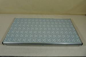 lot 48 image: Portable Table