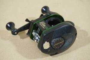 lot 104 image: Abu Garcia Ambassadeur Mag 1 Plus Baitcaster Fishing Reel