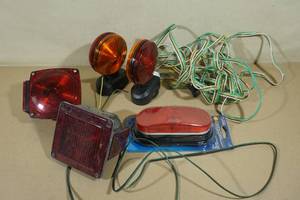 lot 142 image: Assorted Trailer Wiring and Lights