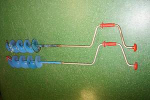 lot 144 image: 2 Hand Ice Augers