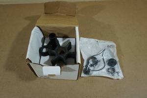 lot 158 image: Sierra 18-3392 Water Pump Repair Kit with Housing - JohnsonEvinrude