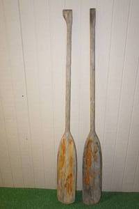 lot 161 image: Wood Oars