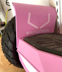 lot 123 image: Stagtron Hoverboard