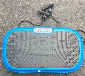 lot 82 image: Lifepro Vibration Plate