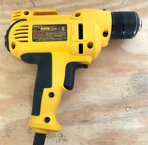 lot 96 image: DeWalt 38 VSR Electric Drill