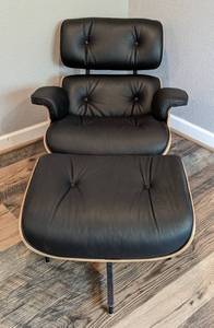 lot 5 image: Eames Style Lounge Chair and Ottoman #1