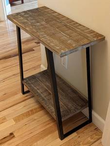 lot 29 image: Rustic Style Accent Table