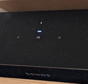 lot 40 image: Sonos Beam Soundbar