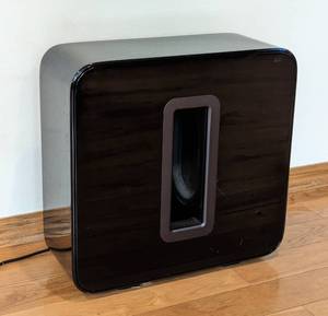 lot 41 image: Sonos Subwoofer