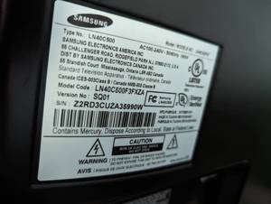 lot 52 image: Samsung 40 TV