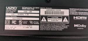 lot 158 image: Vizio 40 Smart TV