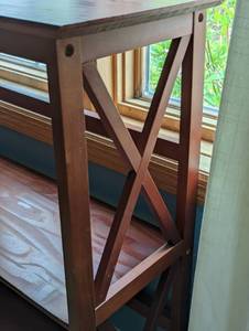 lot 160 image: Small Wood Bookshelf