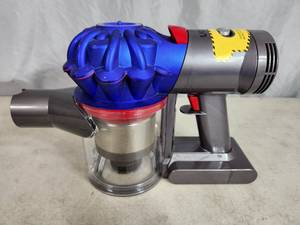 lot 38 image: Dyson SV11 Rechargable Cordless Lithium Ion Vacuum