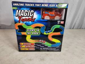 lot 69 image: New Magic Tracks Set