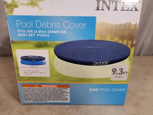 lot 103 image: New Intex Pool Debris Cover