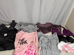 lot 123 image: Victorias Secret Clothing Lot