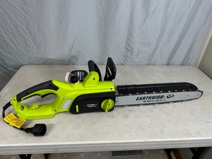 lot 5 image: New Earthwise 18 inch Electric Chainsaw