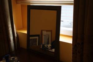 lot 952 image: Mirror
