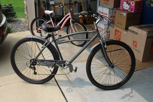 lot 995 image: Schwinn Plaza 29 Mens Trail Bike 24 Dark Grey Frame