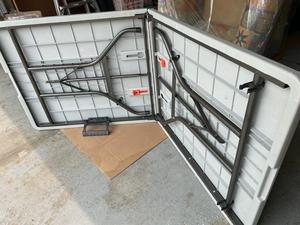 lot 1025 image: Folding Table