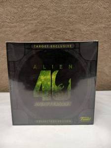 lot 6 image: NEW FUNKO POP ALIEN 40TH ANNIVERSARY COLLECTORS EDITION