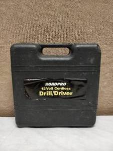 lot 29 image: ROADPRO 12 VOLT CORDLESS DRILL