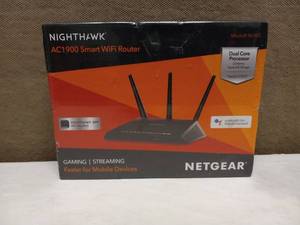 lot 28 image: NEW NETGEAR R6250 WIRELESS ROUTER