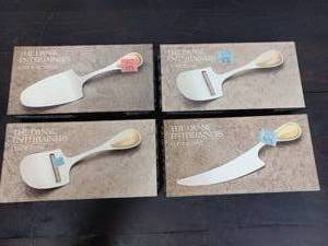 lot 20 image: Four Dansk Entertainers Serving Utensils