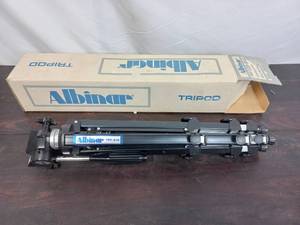 lot 40 image: Albinar Tripod