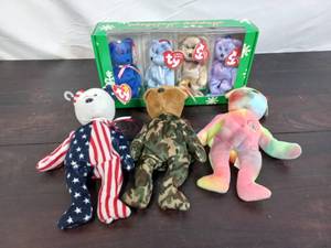 lot 71 image: Collection Of Beanie Babies