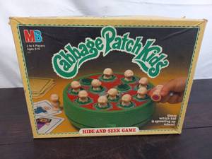 lot 90 image: Cabbage Patch Kids Hide-And-Seek Game