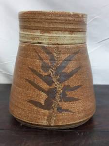 lot 159 image: Stoneware Vessel